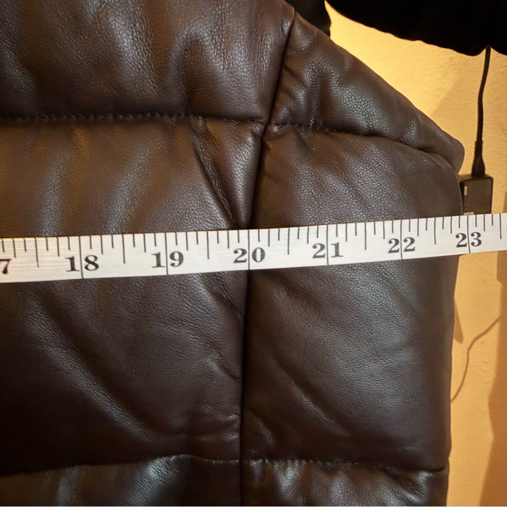 Ralph Lauren Women's Quilted Leather Puffer Vest - Picture 10 of 10